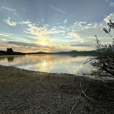 Tiny Haus Am Wallersee 펜션 *