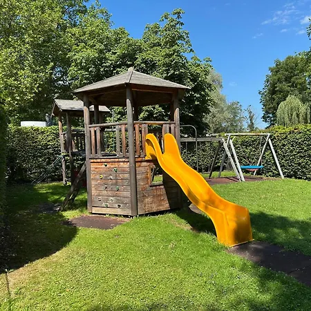 펜션 Tiny Haus Am Wallersee Bayerham